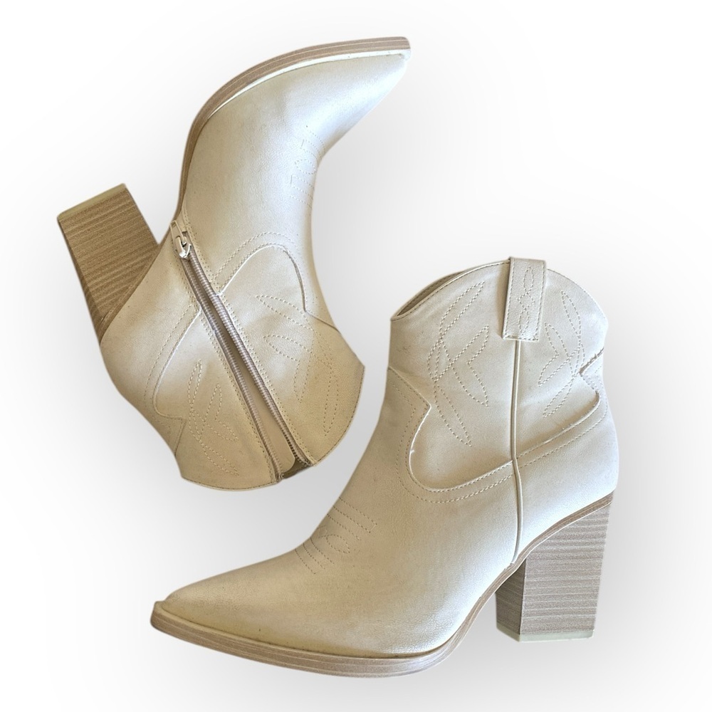 Altar’d State Suede Cowboy Ankle Bootie Bone Color Size 10 Fireside Footwear